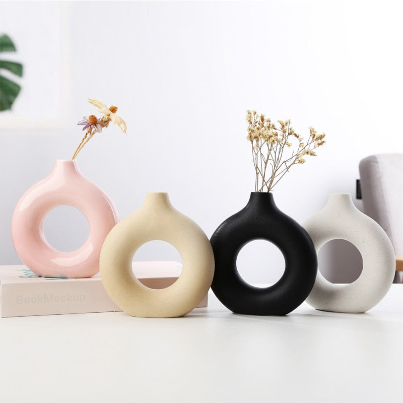 Nordic Ceramic Vase Circular Hollow Donuts Flower Pot Home Living Room Decoration Accessories Interior Office Desktop Decor Gift