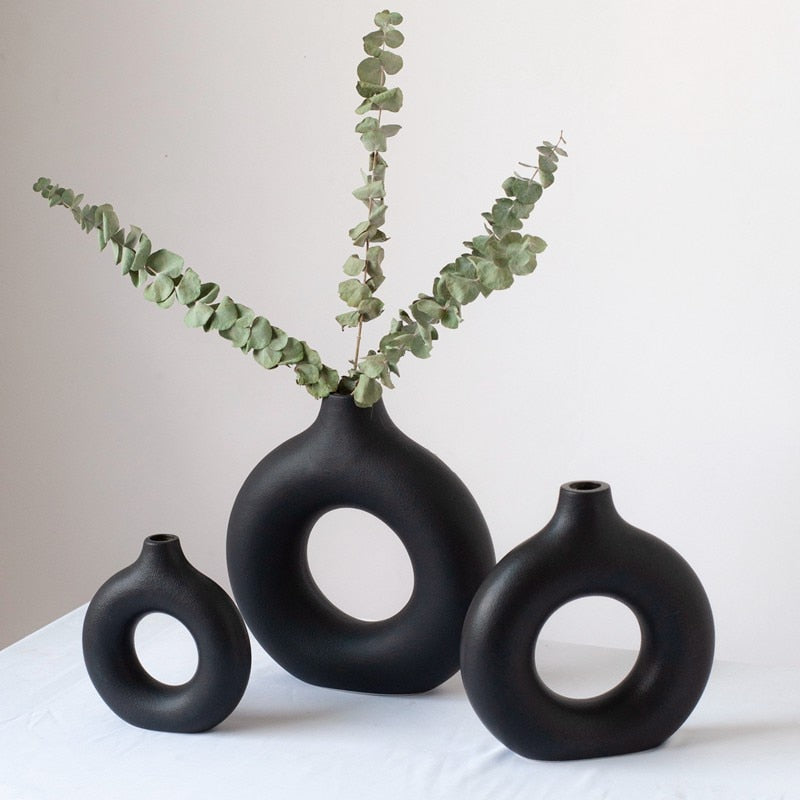 Vilead Black Circular Hollow Ceramic Vase Donuts Nordic Flower Pot Home Decoration Accessories Office Living Room Interior Decor